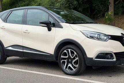 Renault Captur 130.000 km 8.600 &euro; Fellbach 70736
