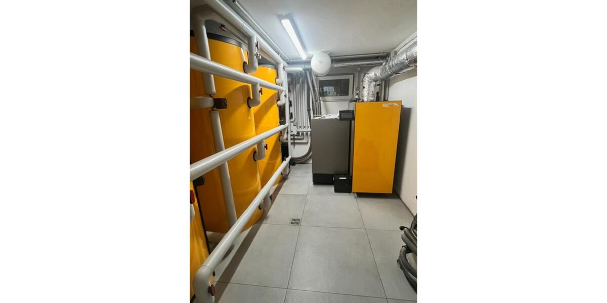 Dachgeschoßwohnung Friolzheim - 2.5 Zimmer, 86 m&sup2;, 1.100&euro; | Angebot:25794082