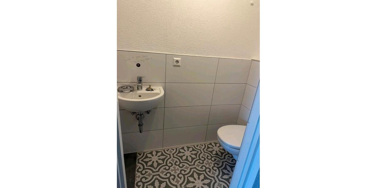 Dachgeschoßwohnung Stuttgart Fasanenhof-Ost - 2 Zimmer, 64 m&sup2;, 1.150&euro; | Angebot:27581943