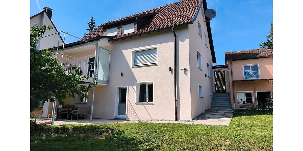 Einfamilienhaus Stuttgart Birkach - 8 Zimmer, 200 m&sup2;, 4.200&euro; | Angebot:21215177