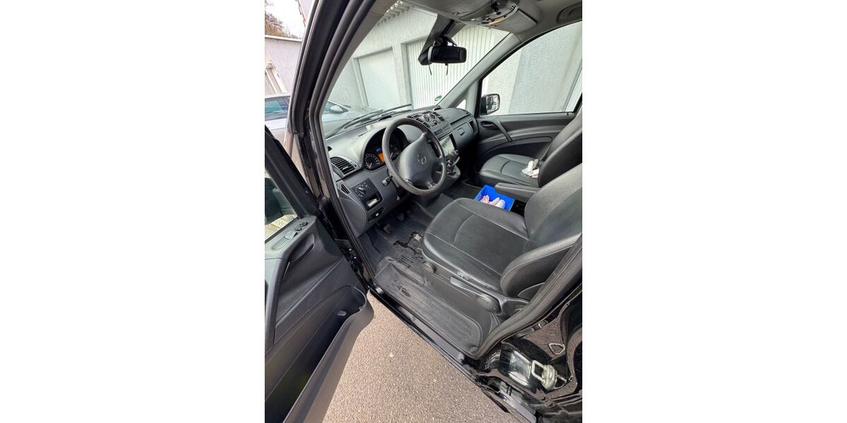 Mercedes-Benz Vito 228.569 km 9.800 &euro; Sindelfingen 71065