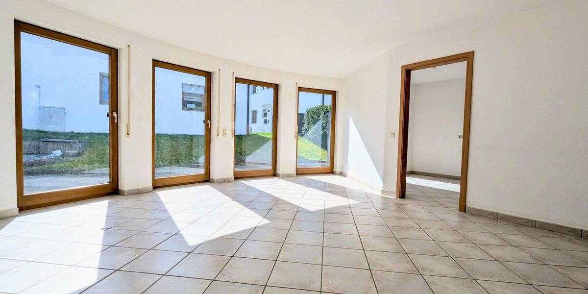 Einfamilienhaus Ötisheim - 7 Zimmer, 168 m&sup2;, 450.000&euro; | Angebot:25777927