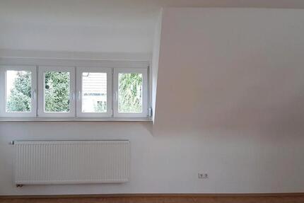 Wohnung Stuttgart Vaihingen - 3 Zimmer, 64 m&sup2;, 1.100&euro; | Angebot:27570032