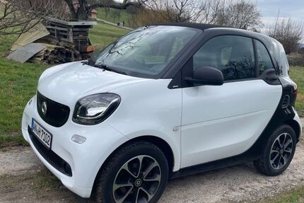 Smart ForTwo 71.914 km 9.400 &euro; Korb 71404