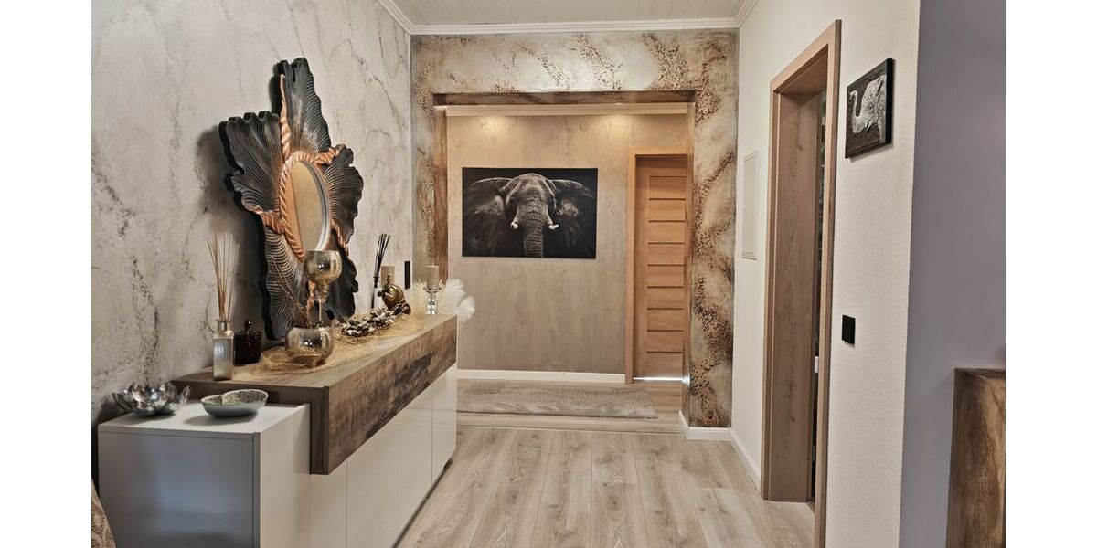 Starke Kapitalanlage - 5-Familienhaus mit Ausbaupotential - Mehrfamilienhaus, Wohnhaus Tiefenbronn | Angebot:24568753