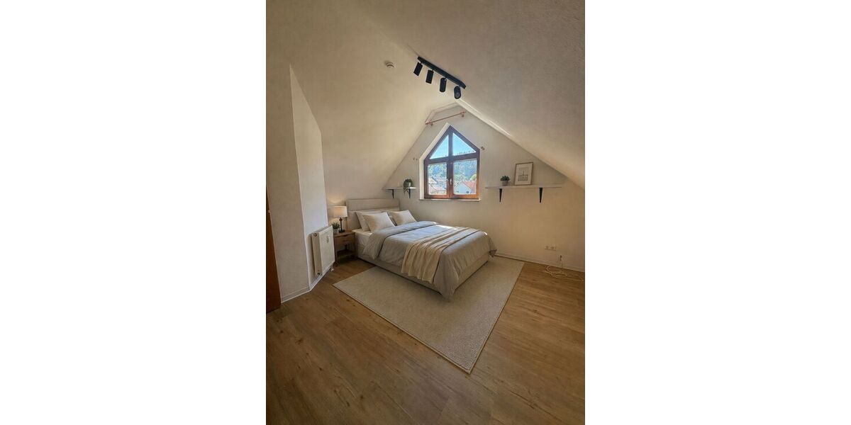 - Kurzfristig beziehbare, renovierte 3-4-Zimmer Maisonette-Wohnung in Murrhardt! - - Maisonettenwohnung Murrhardt | Angebot:26887988
