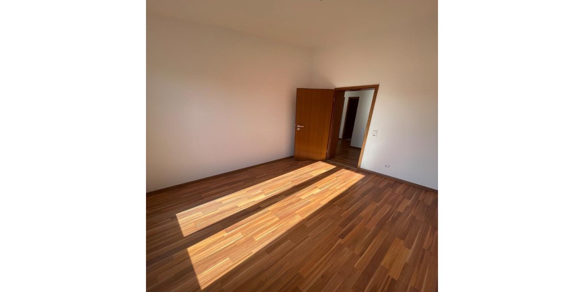 Dachgeschoßwohnung Ludwigsburg - 3 Zimmer, 70 m&sup2;, 369.000&euro; | Angebot:27185767