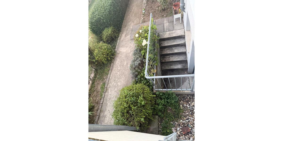 Etagenwohnung Backnang - 3 Zimmer, 65 m&sup2;, 1.300&euro; | Angebot:27569574
