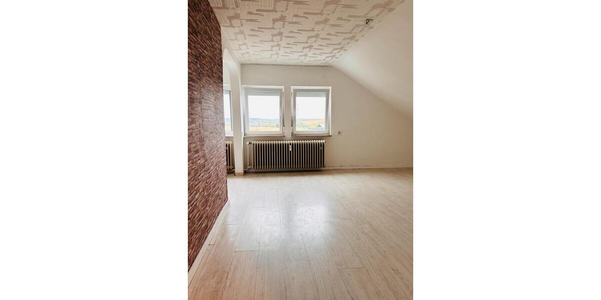 Dachgeschoßwohnung Nordheim - 2 Zimmer, 50 m&sup2;, 600&euro; | Angebot:27550306