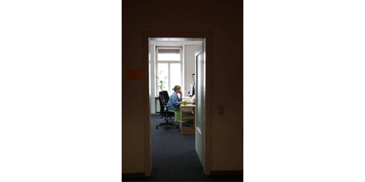 Gewerbeobjekt Stuttgart Süd - 300&euro; | Angebot:25771885