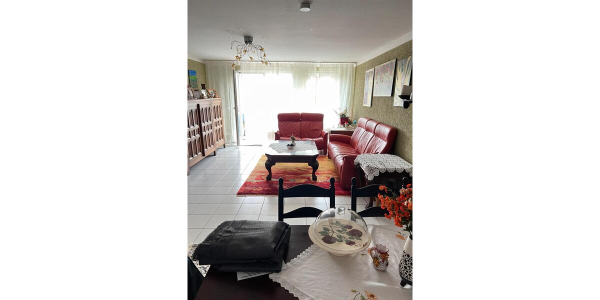 Dachgeschoßwohnung Brackenheim - 4.5 Zimmer, 108 m&sup2;, 359.000&euro; | Angebot:26560351