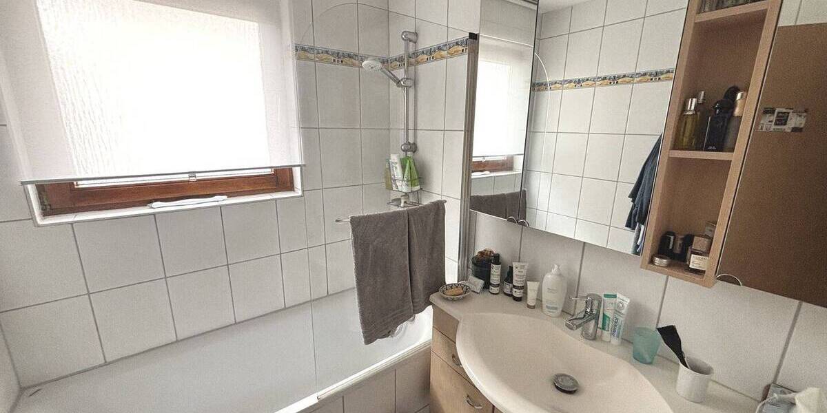 Etagenwohnung Ludwigsburg Ost - 3 Zimmer, 82 m&sup2;, 278.000&euro; | Angebot:25968550