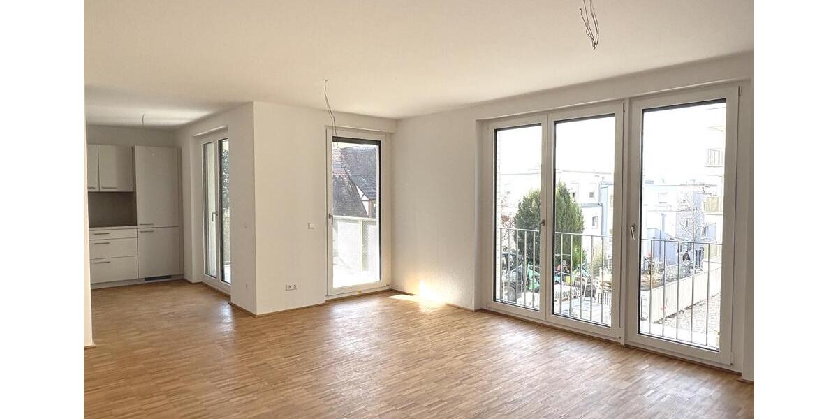 Etagenwohnung Leonberg - 4 Zimmer, 101 m&sup2;, 1.846&euro; | Angebot:23714102