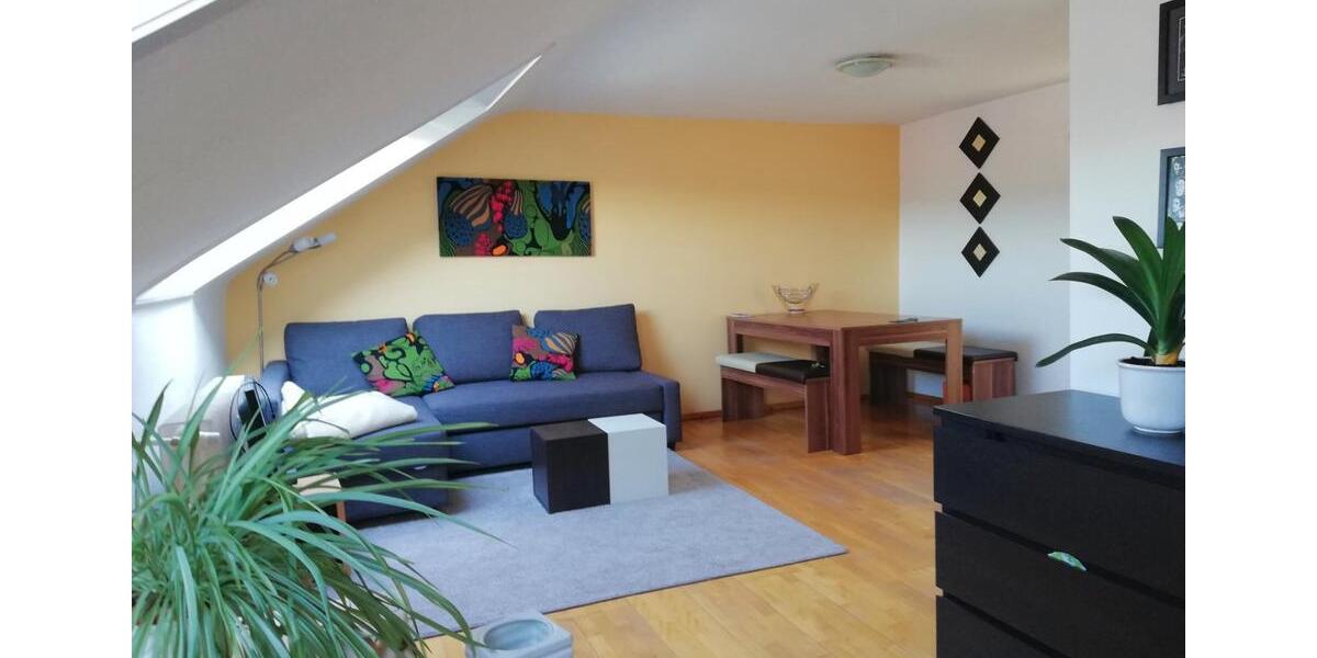 Dachgeschoßwohnung Stuttgart Feuerbach - 1 Zimmer, 32 m&sup2;, 540&euro; | Angebot:27587728