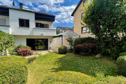 Haus Böblingen - 4 Zimmer, 143 m&sup2;, 2.900&euro; | Angebot:26373022