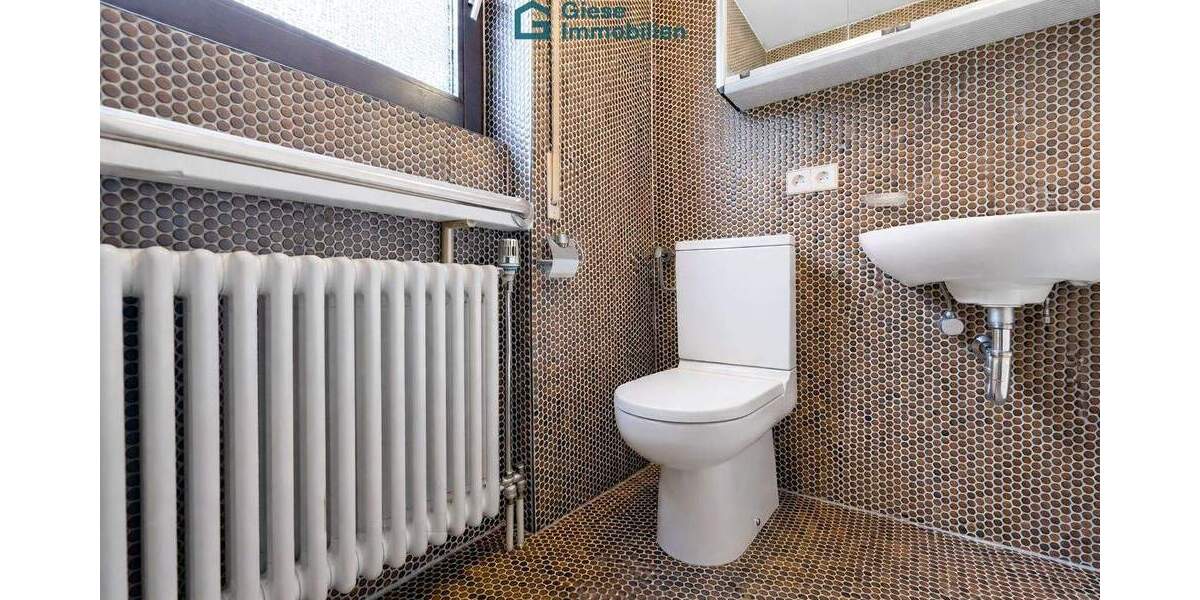 Einfamilienhaus Stuttgart Vaihingen - 6 Zimmer, 193 m&sup2;, 1.090.000&euro; | Angebot:25685479