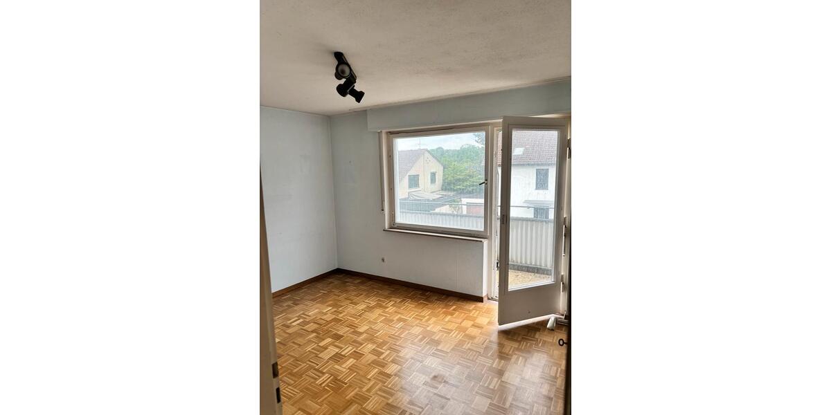 Etagenwohnung Steinheim an der Murr - 3 Zimmer, 75 m&sup2;, 1.000&euro; | Angebot:27553328