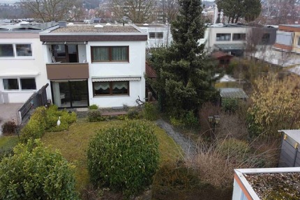 Kleine Familie sucht bezahlbares Haus mit schönem, ruhigen Garten??? Hurra, gefunden! - Haus Vaihingen/Enz Enz | Angebot:25327764