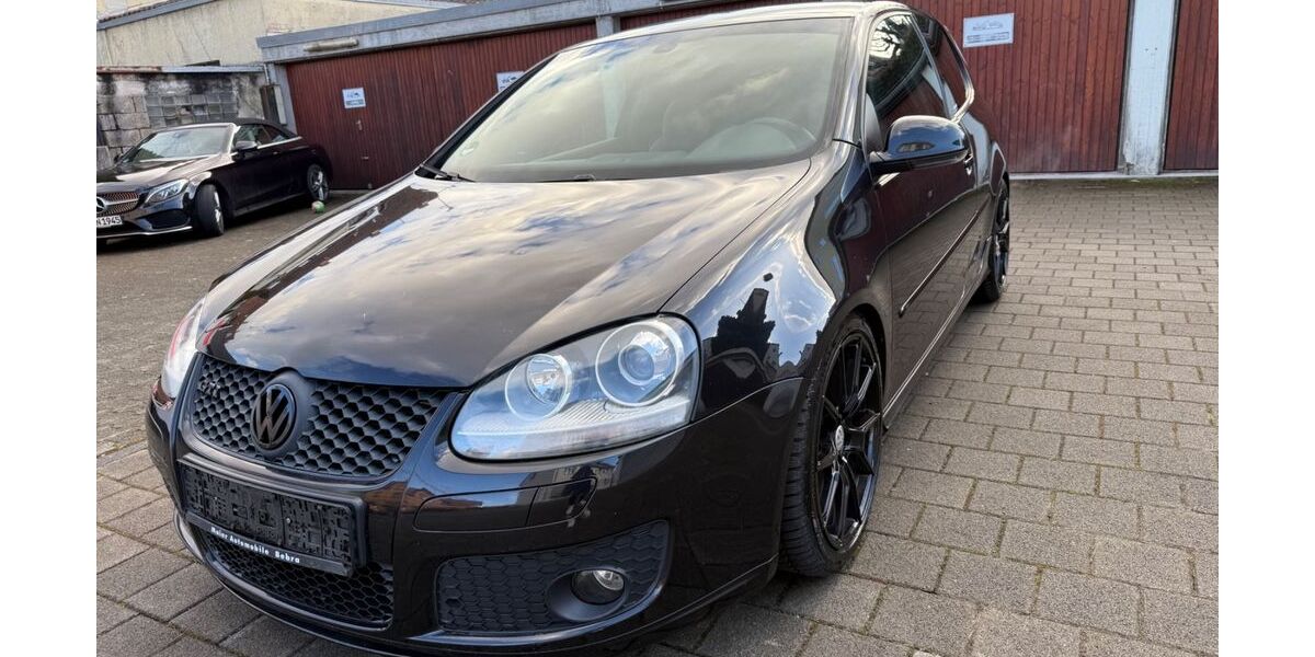 VW Golf 185.000 km 5.999 &euro; Stuttgart 70173