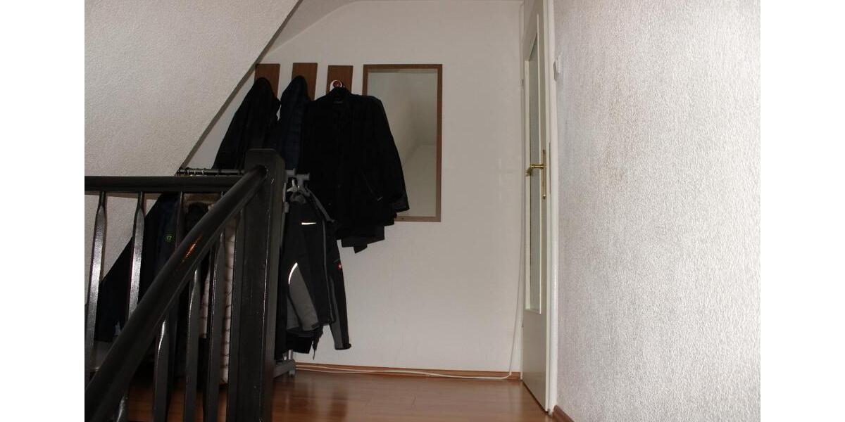 Einfamilienhaus Heilbronn Böckingen - 8 Zimmer, 168 m&sup2;, 550.000&euro; | Angebot:24843198