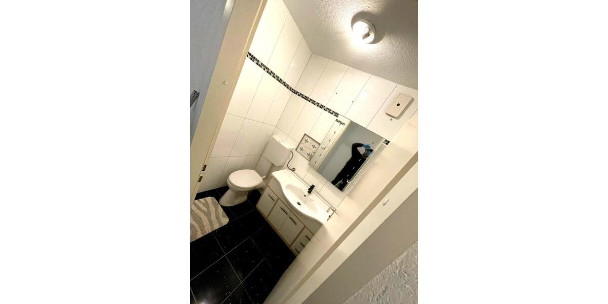 Etagenwohnung Sindelfingen Eichholz - 4.5 Zimmer, 108 m&sup2;, 1.500&euro; | Angebot:25989298