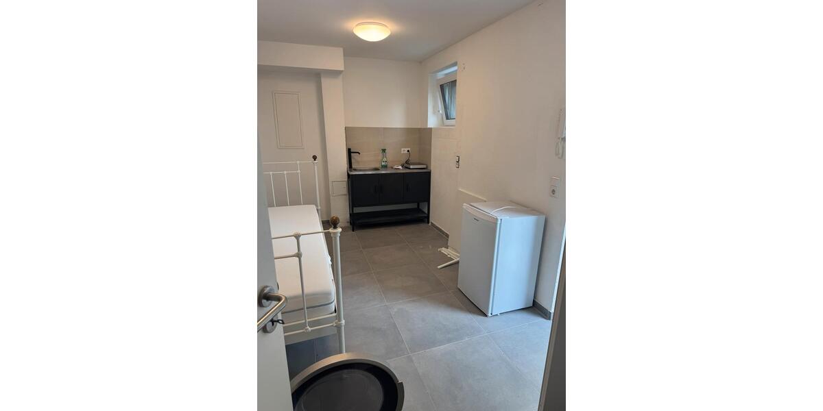 Erdgeschoßwohnung Stuttgart Stuttgart-Ost - 1 Zimmer, 17 m&sup2;, 630&euro; | Angebot:27568090