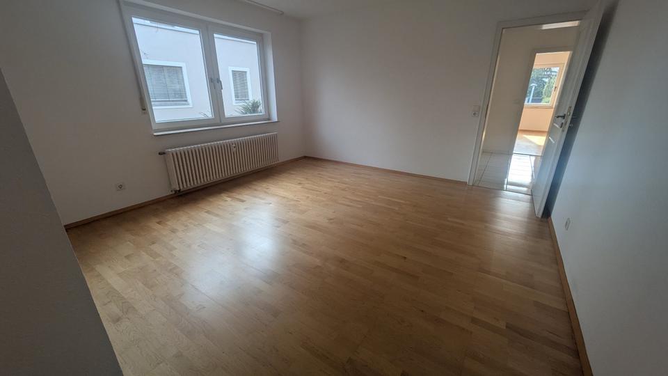 Etagenwohnung Stuttgart Bopser - 3 Zimmer, 115 m&sup2;, 1.790&euro; | Angebot:25931292
