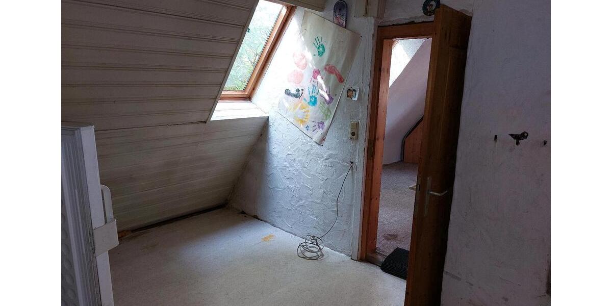 Einfamilienhaus Vaihingen an der Enz - 4 Zimmer, 118 m&sup2;, 250.000&euro; | Angebot:24878802