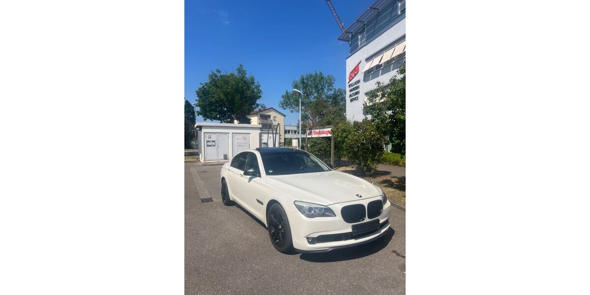 BMW 730 325.211 km 9.970 &euro; Waiblingen 71334