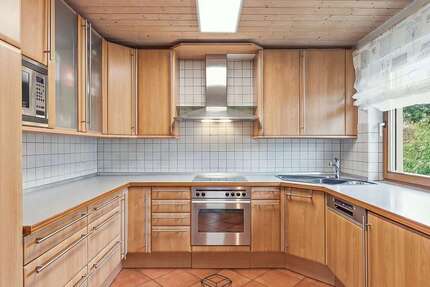 Haus Weinstadt - 8 Zimmer, 158 m&sup2;, 679.000&euro; | Angebot:27571473