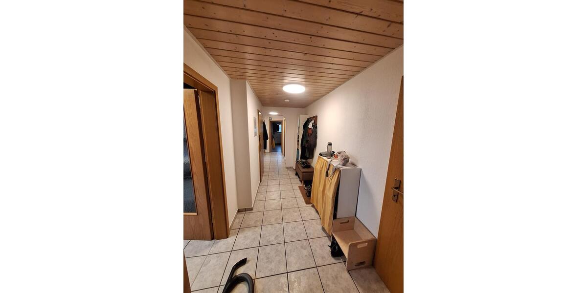 Dachgeschoßwohnung Sulzbach an der Murr - 3.5 Zimmer, 85 m&sup2;, 890&euro; | Angebot:24555172