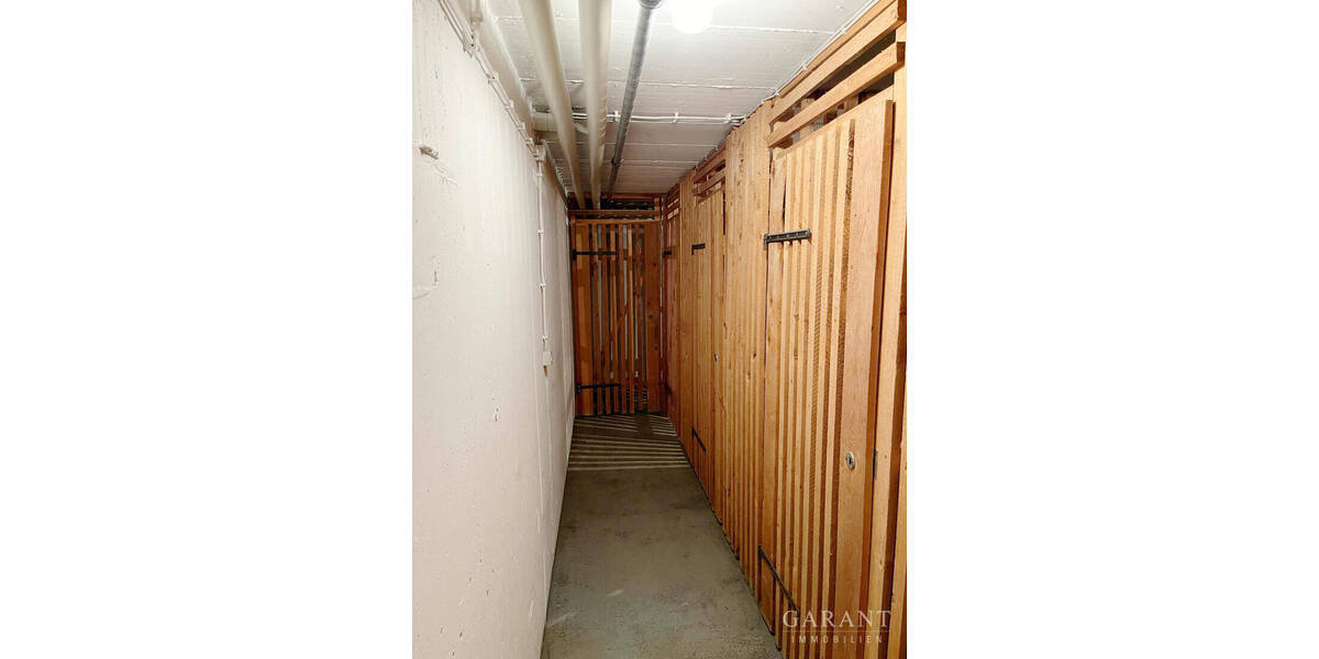 Etagenwohnung Stuttgart Bad Cannstatt - 4 Zimmer, 107 m&sup2;, 1.500&euro; | Angebot:26930193