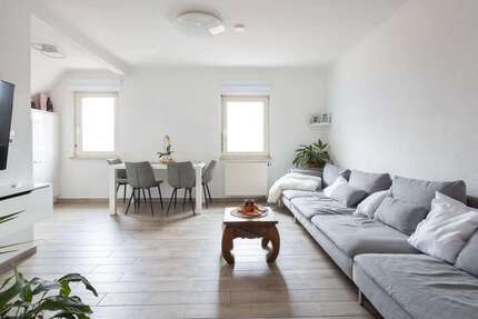 Wohnung Ludwigsburg Oßweil - 4.5 Zimmer, 118 m&sup2;, 450.000&euro; | Angebot:23836765