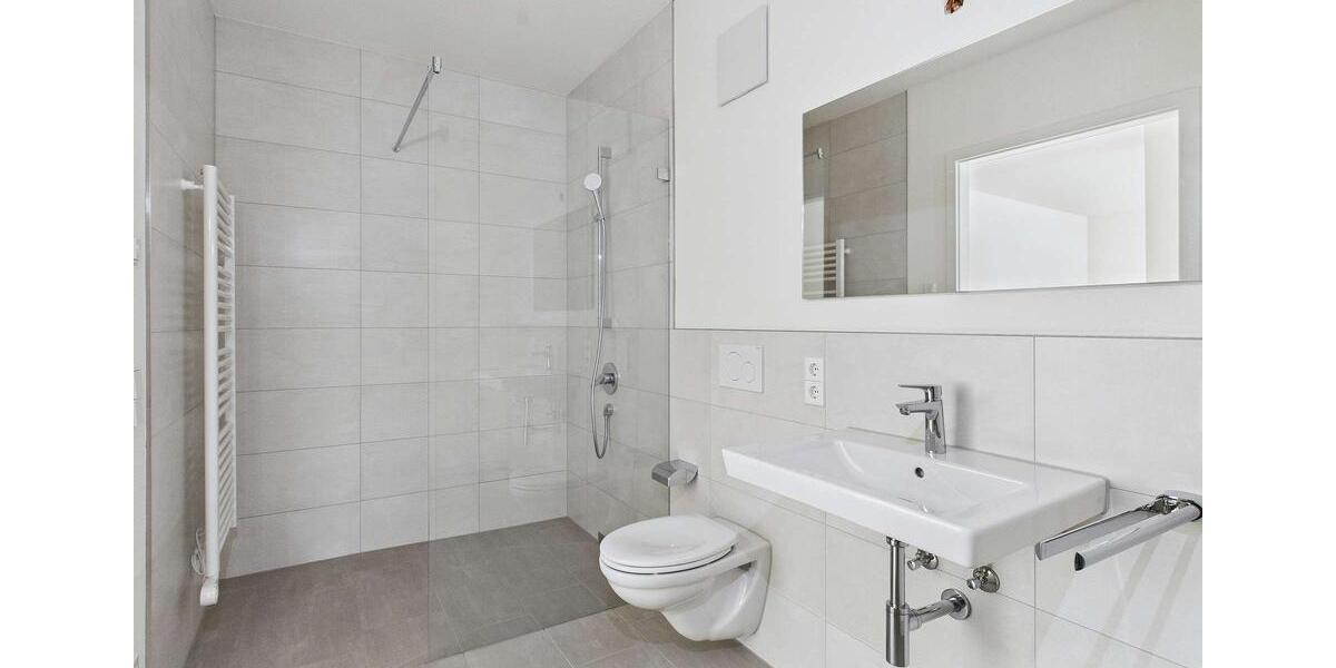 Dachgeschoßwohnung Sindelfingen Sindelfingen (Stadt) - 2 Zimmer, 68 m&sup2;, 1.350&euro; | Angebot:22893223