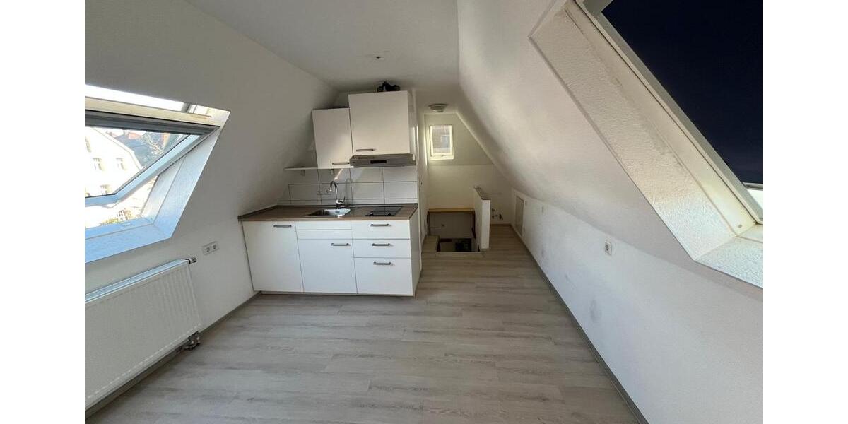 Dachgeschoßwohnung Esslingen am Neckar - 1 Zimmer, 850&euro; | Angebot:23632621