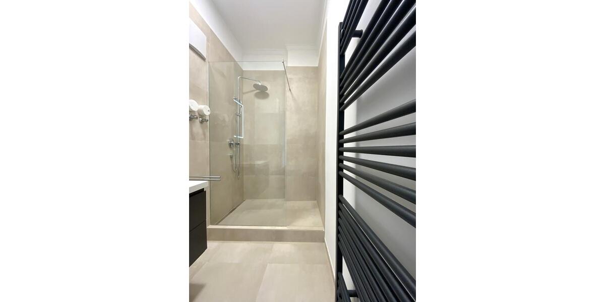 Etagenwohnung Stuttgart Lehen - 3 Zimmer, 88 m&sup2;, 2.100&euro; | Angebot:26196239
