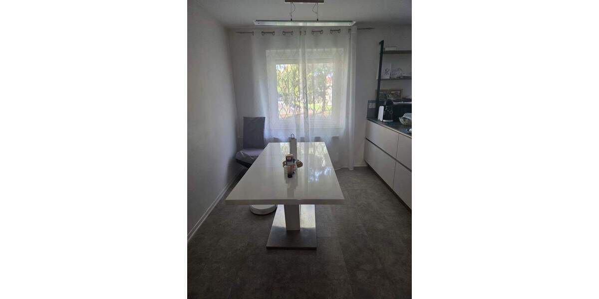 Etagenwohnung BAcknang Backnang - 4 Zimmer, 95 m&sup2;, 349.000&euro; | Angebot:25654239