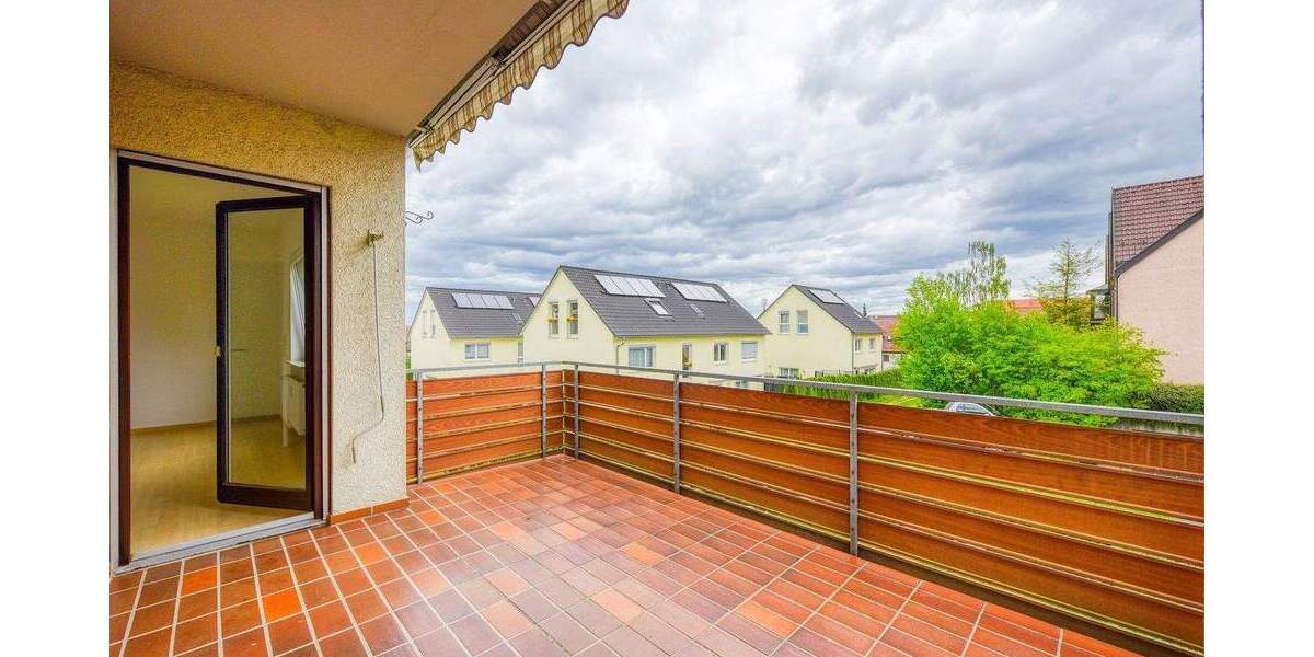 Etagenwohnung Stuttgart Stammheim - 4 Zimmer, 98 m&sup2;, 400.000&euro; | Angebot:25671005