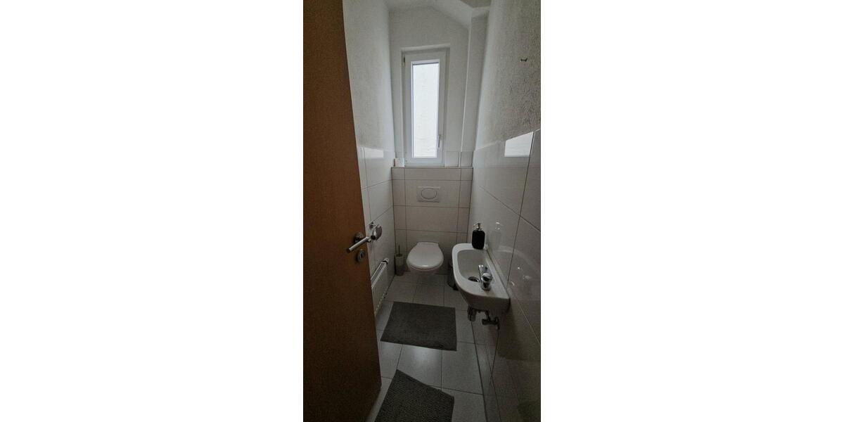 Hochparterre Stuttgart Stuttgart-Ost - 4 Zimmer, 74 m&sup2;, 1.175&euro; | Angebot:27570552