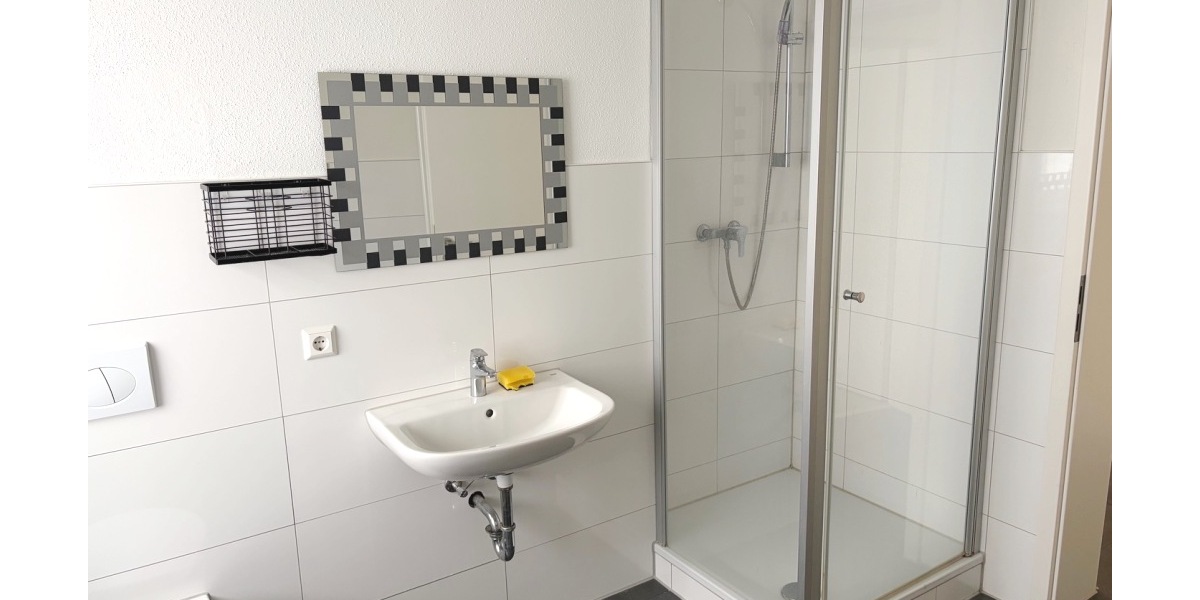 Wohnen wie im Neubau – Moderne 3-Zimmer-Wohnung in kernsaniertem Mehrfamilienhaus - 3- Esslingen am Neckar / Mettingen Mettingen | Angebot:27034154
