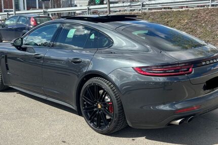 Porsche Panamera 152.000 km 47.900 &euro; ludwigsburg 71638