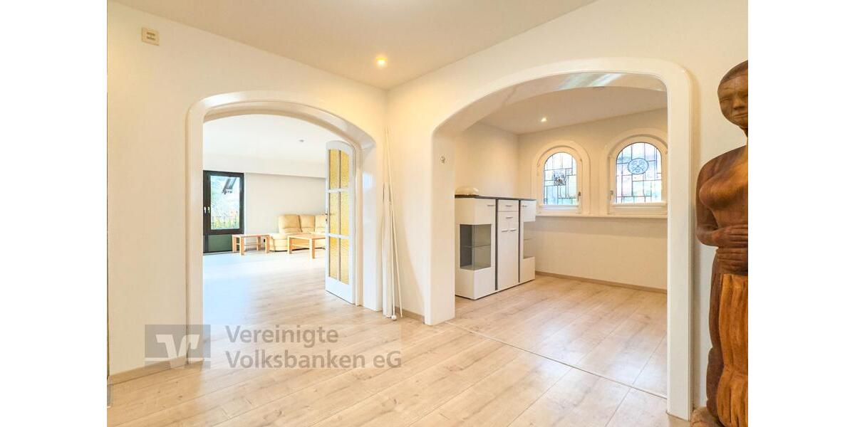 Erdgeschoßwohnung Sindelfingen Eichholz - 3.5 Zimmer, 142 m&sup2;, 2.280&euro; | Angebot:24878024