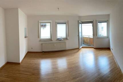 Wohnung Weil der Stadt - 3 Zimmer, 75 m&sup2;, 274.000&euro; | Angebot:25667355