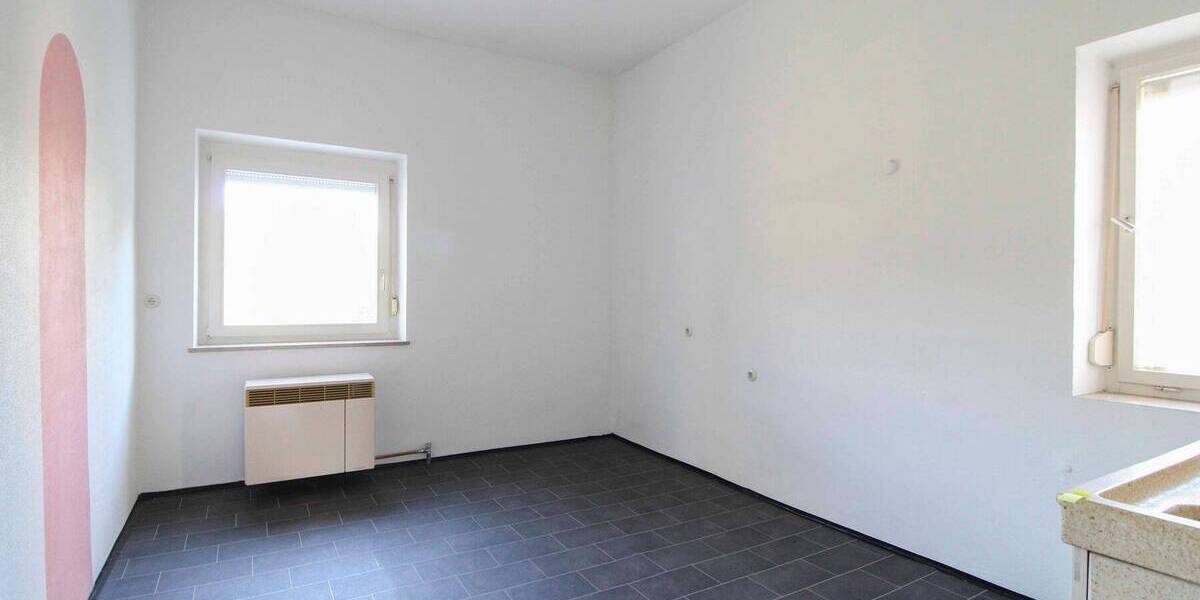 Mehrfamilienhaus, Wohnhaus Stuttgart Botnang - 9 Zimmer, 204 m&sup2;, 980.000&euro; | Angebot:26930004