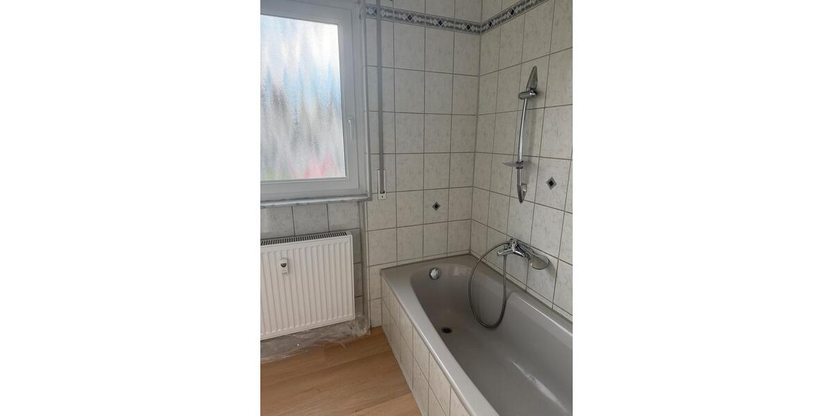 Hochparterre Steinheim an der Murr - 4 Zimmer, 77 m&sup2;, 1.350&euro; | Angebot:25944586