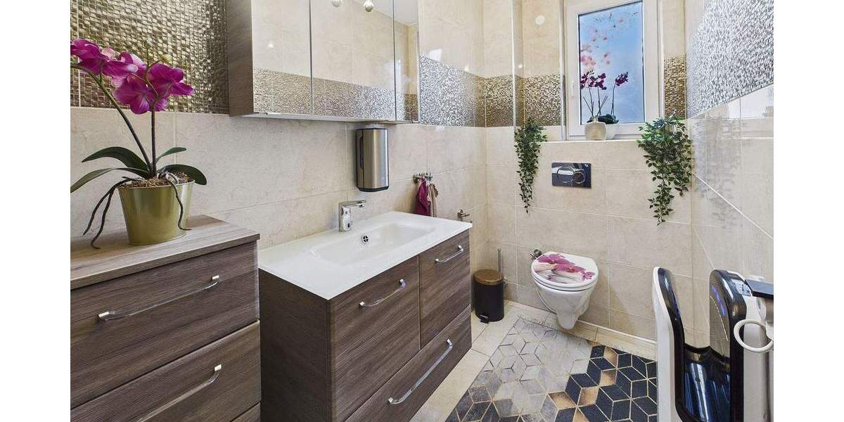 Doppelhaushälfte Stuttgart Rohracker - 7 Zimmer, 237 m&sup2;, 990.000&euro; | Angebot:25669688