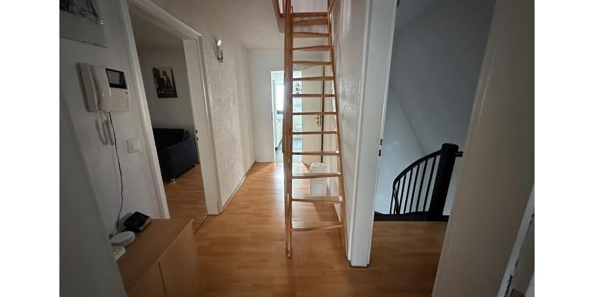 Einfamilienhaus Heilbronn Böckingen - 8 Zimmer, 168 m&sup2;, 550.000&euro; | Angebot:24843198