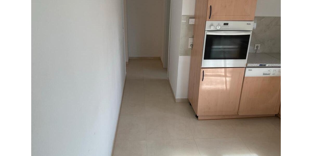 Etagenwohnung Markgröningen - 2 Zimmer, 60 m&sup2;, 1.000&euro; | Angebot:25902079