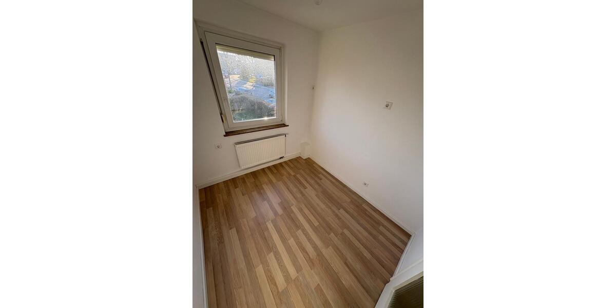 Reihenhaus Heilbronn Böckingen - 6 Zimmer, 110 m&sup2;, 1.670&euro; | Angebot:25658807