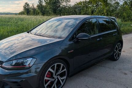 VW Golf 108.000 km 22.100 &euro; Mühlacker 75417